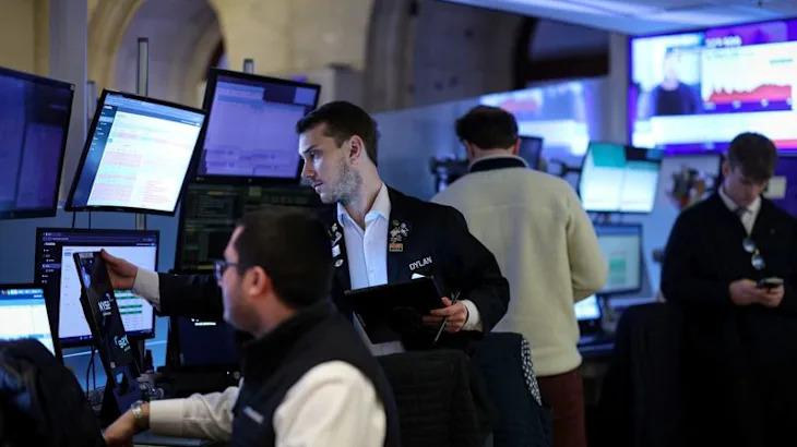 Morning Bid: Stocks take a breath, but yuan, Treasuries convulse