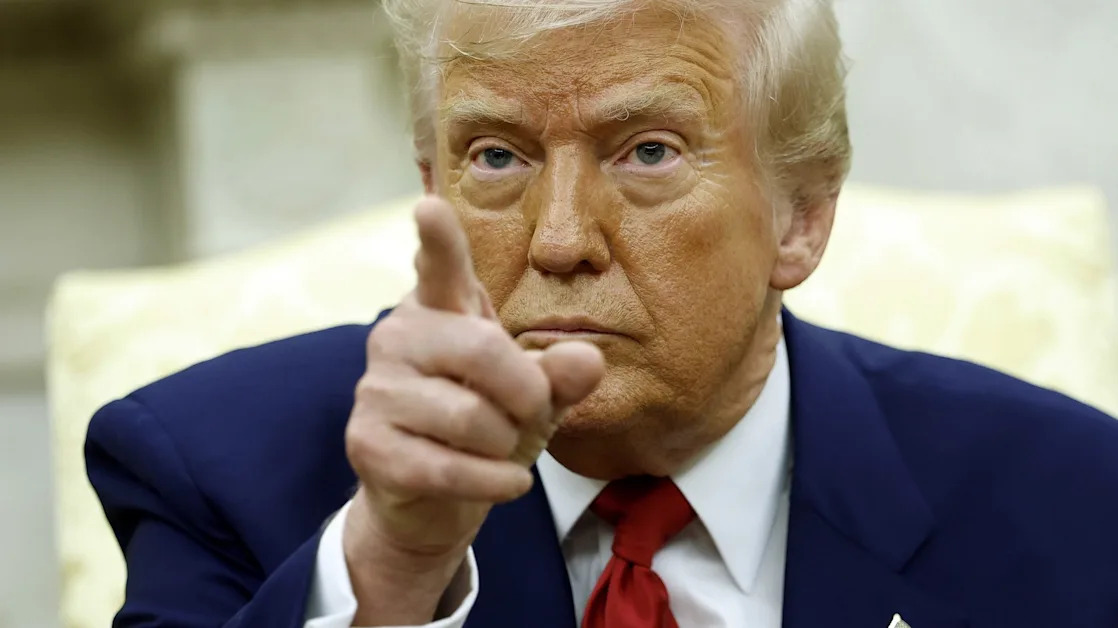 US stocks fall after Trump confirms 104pc tariffs on China