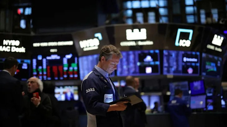 UK investors loaded up on US stocks prior to Trump tariff turmoil, data shows
