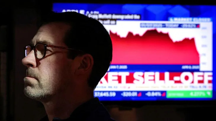Market meltdown as U.S. tariffs kick in, bonds at the epicentre