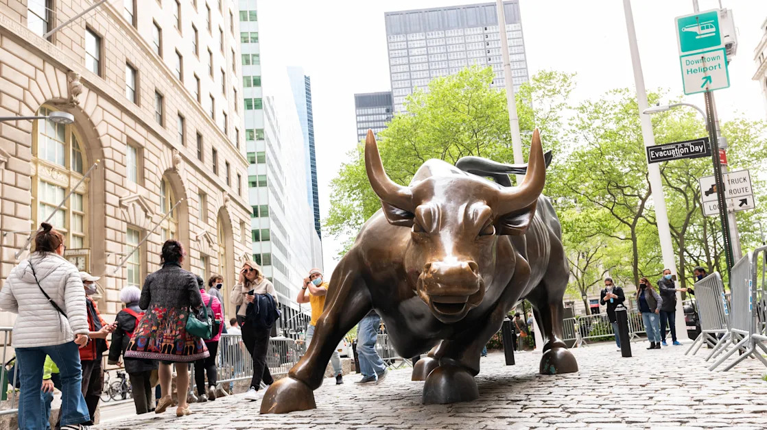 Retail investors didn't lose faith as stocks crashed — and it paid off big-time