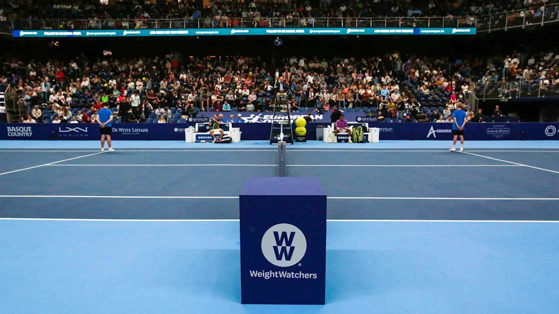 WeightWatchers Stock Pauses After Tumbling on Report of Looming Bankruptcy