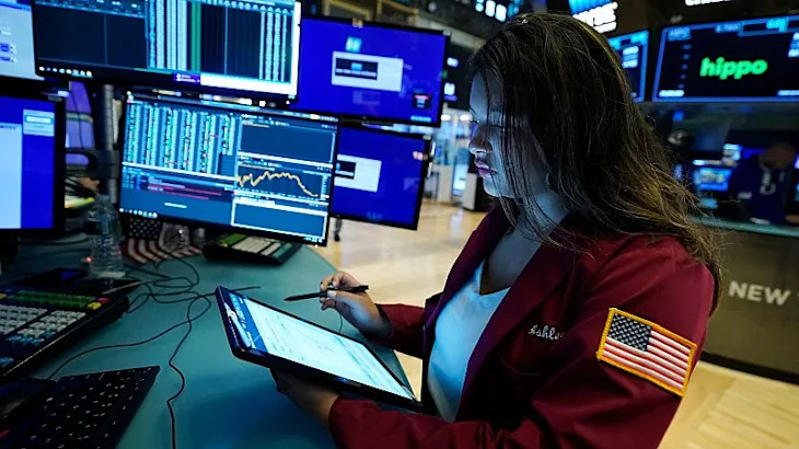 US stocks remain volatile as bank earnings fail to cheer investors