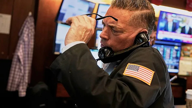US stocks lose gains as Asian markets fall in China-US trade war