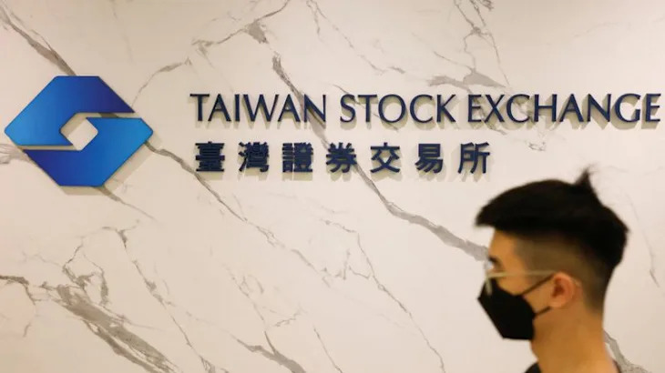 Taiwan extends short-selling curbs after U.S. tariffs bring market turmoil