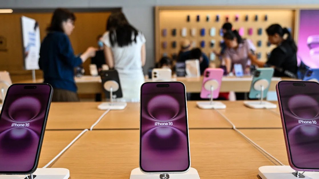 Apple is the big stock winner after Trump's carve-out for electronic products