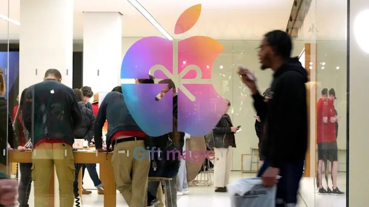 Apple and other tech stocks rebound after Trump offers more tariffs guidance