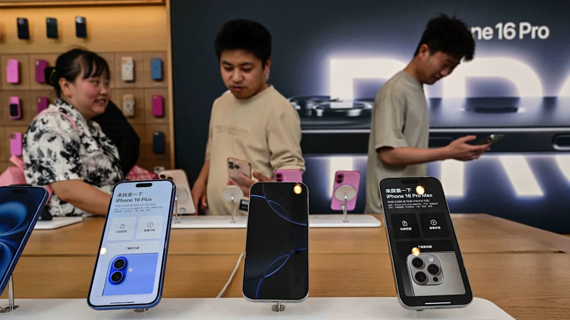 Apple Stock Gets an Upgrade From KeyBanc on Tech Tariff Exemptions