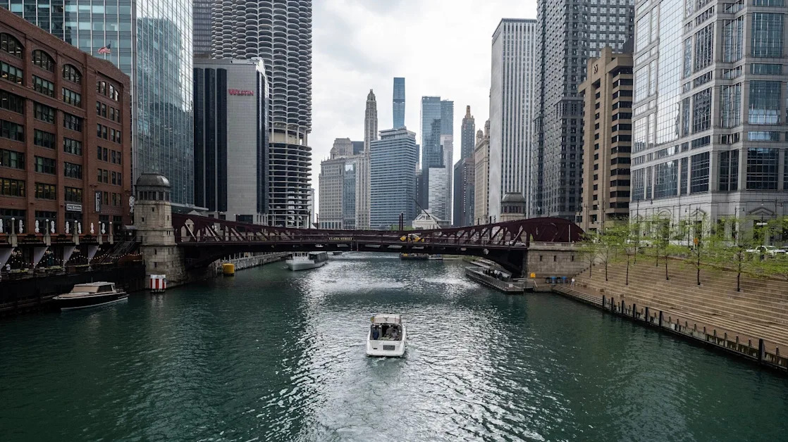 Tariff-Fueled Market Rout Cost Chicago’s Pensions $1 Billion