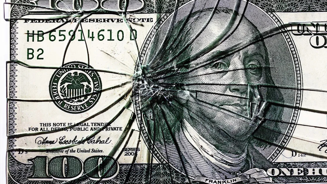 Global stock markets make solid gains as U.S. dollar shows weakness