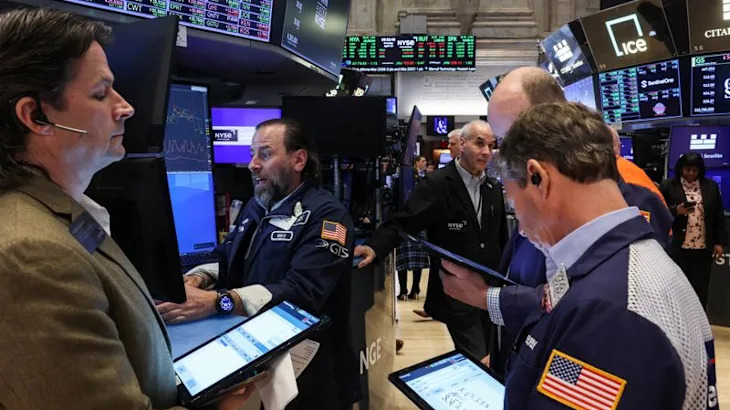 Wall Street ends down slightly; tariff uncertainty keeps investors on edge
