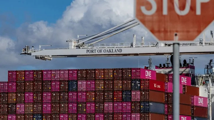Trump's trade war ripples through the business world, hits stocks again