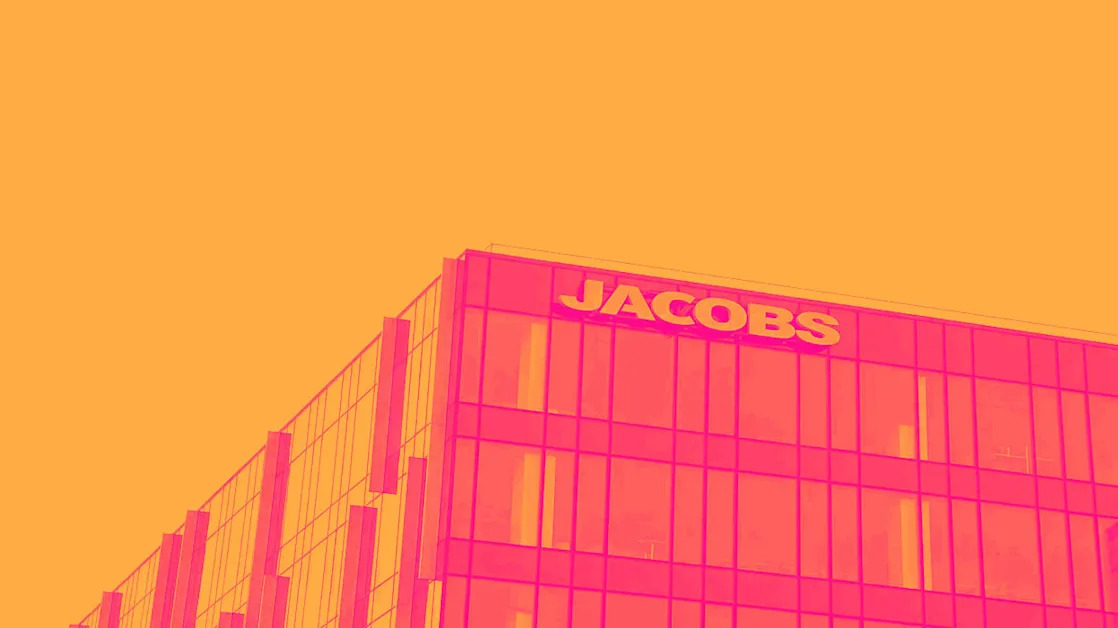 3 Reasons J is Risky and 1 Stock to Buy Instead