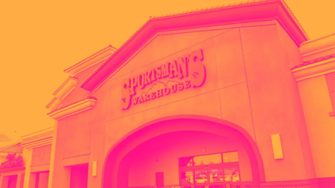 Q4 Earnings Review: Specialty Retail Stocks Led by Sportsman's Warehouse (NASDAQ:SPWH)