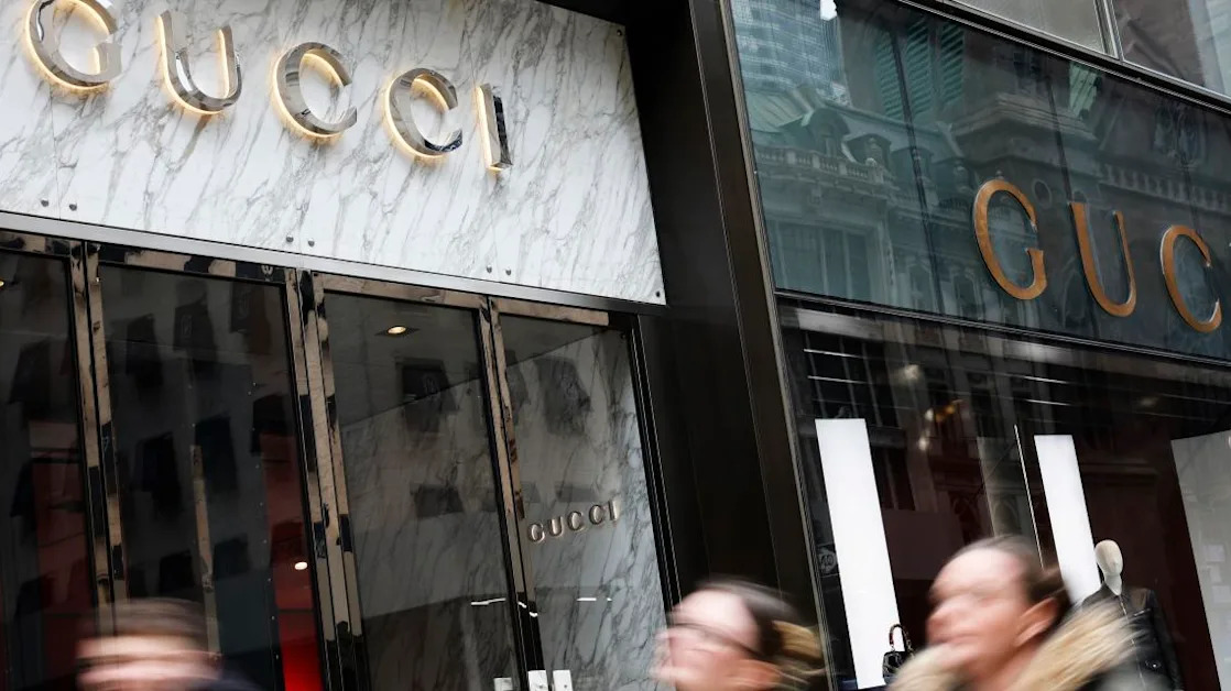 A Weak Dollar and Record Gold Price Are More Bad News for Luxury Stocks