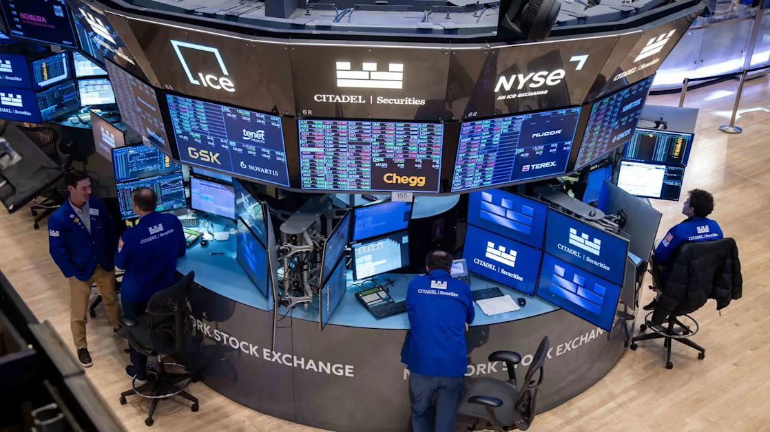 Global Stocks Fall as China Warns Trading Partners