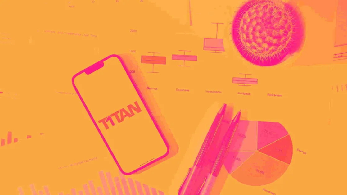 3 Reasons to Avoid TWI and 1 Stock to Buy Instead