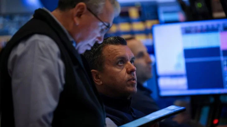 Wall Street opens higher after selloff