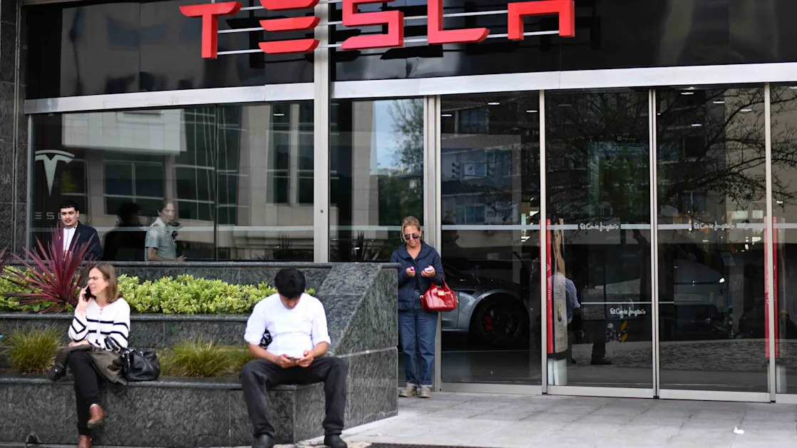 Tesla Stock Rises With Earnings On Deck After the Closing Bell Tuesday