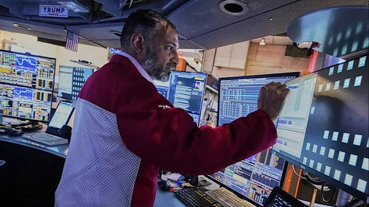 Wall Street rally falters as Trump sends mixed tariff signals