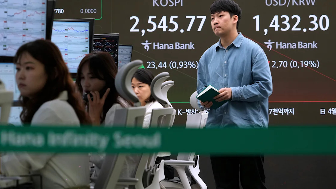 Asian shares soar after Wall Street rallies into a 3rd day