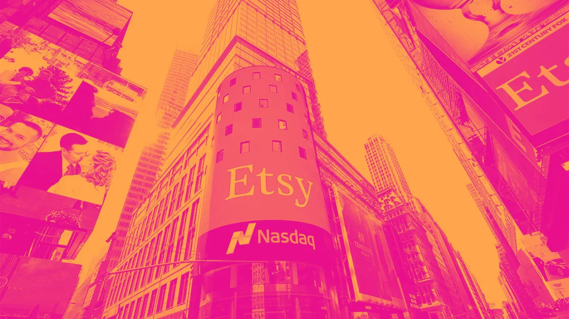 2 Cash-Producing Stocks with Exciting Potential and 1 to Think Twice About