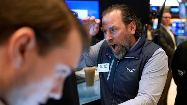 The market may be poised for a 'roaring 2020s' comeback, says a veteran analyst