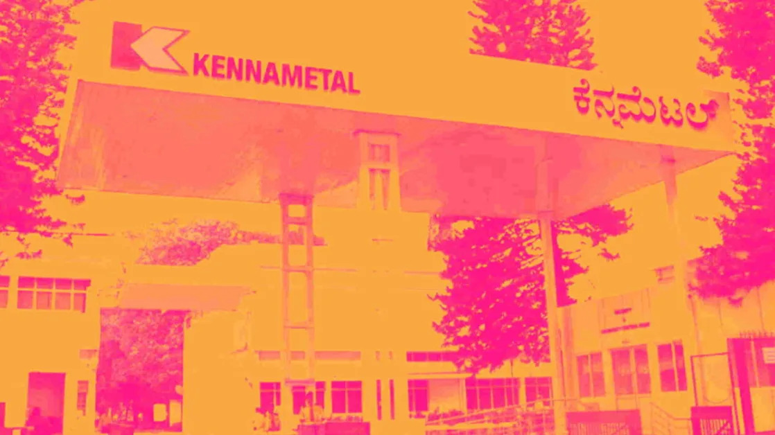 3 Reasons KMT is Risky and 1 Stock to Buy Instead