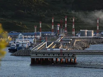 Oil retreats as US, China growth concerns weigh