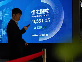 Asian shares advance after China cuts interest rates to boost economy