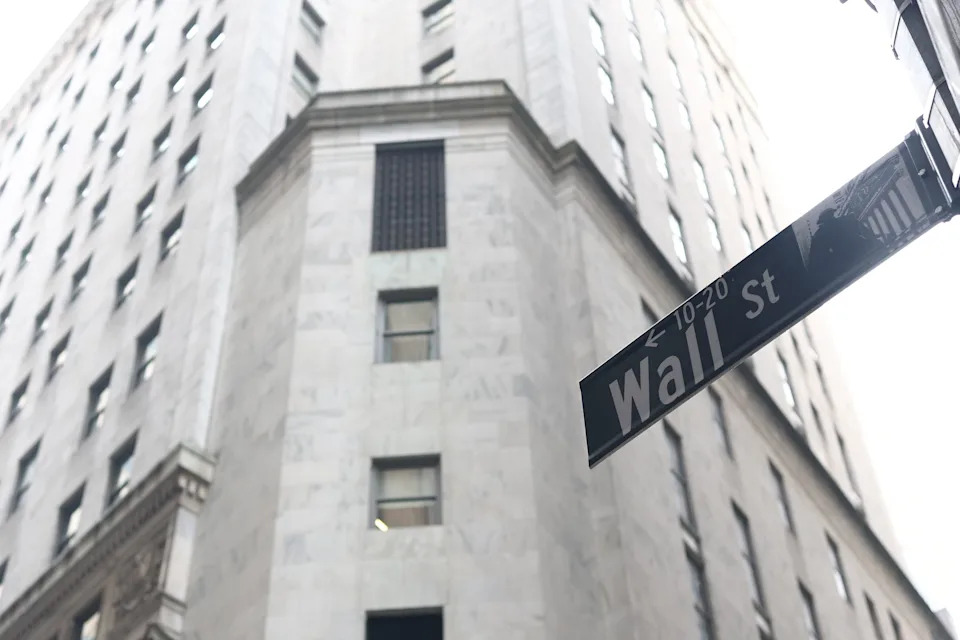 US stocks open softer. Home Depot says no plans to raise prices due to tariffs.
