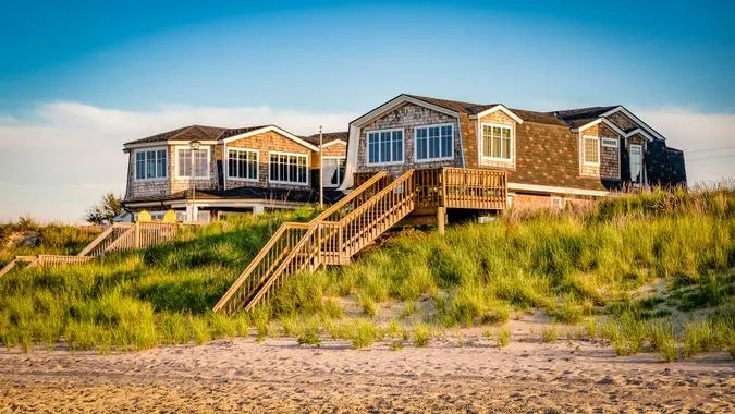 10 Best States for House Flippers