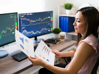 This Type of Investment Will Earn You More Passive Income During a Market Downturn