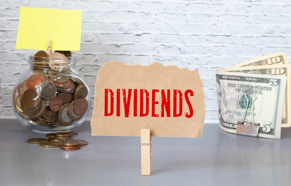 2 Top Buffett Stocks to Buy and Hold for the Long Haul
