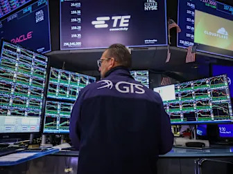 Stocks Rise on Trump’s Tariff Delay; Dollar Wavers: Markets Wrap