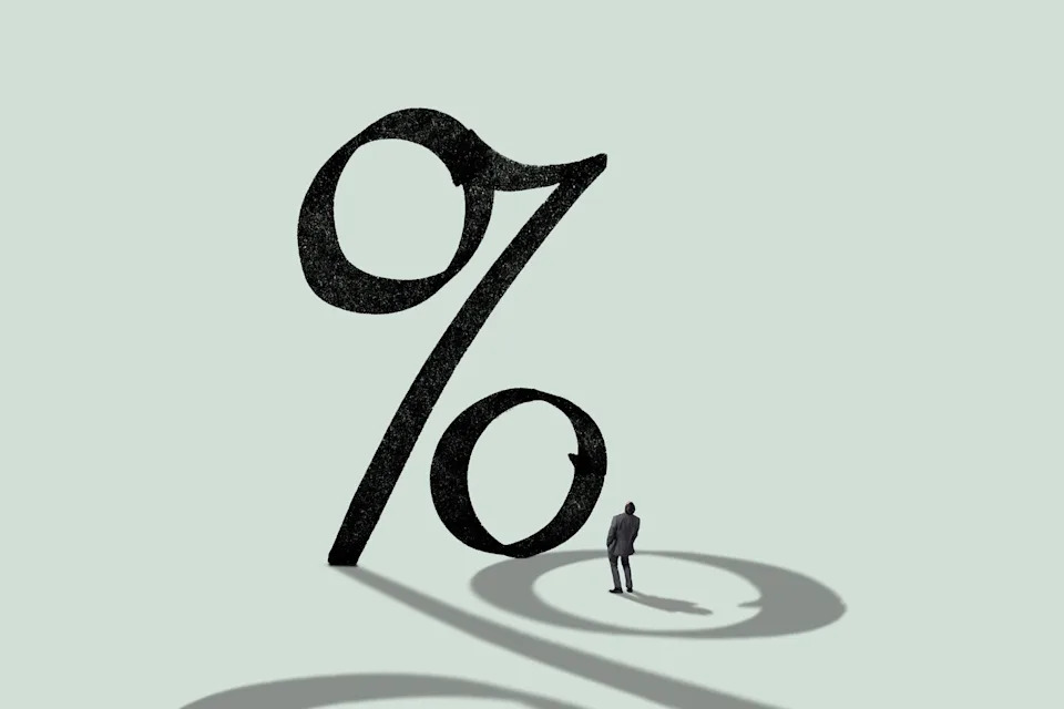 2 Ultra-High-Yield Dividend Stocks to Skip, and 1 You Should Buy for Income