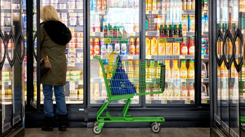 US consumer confidence rebounds in May after 5-month slide