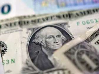 Dollar lingers near six-week low as trade war wears on US economy