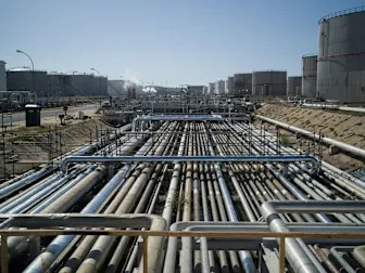 Oil Investments to Fall 6% on Lower Demand and Prices, IEA Says