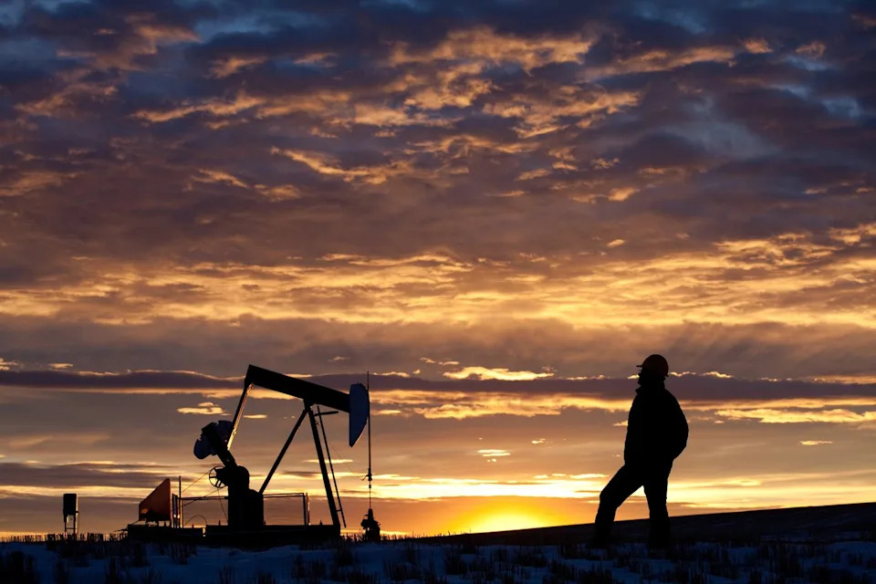 Should You Invest $1,000 in ExxonMobil Today?