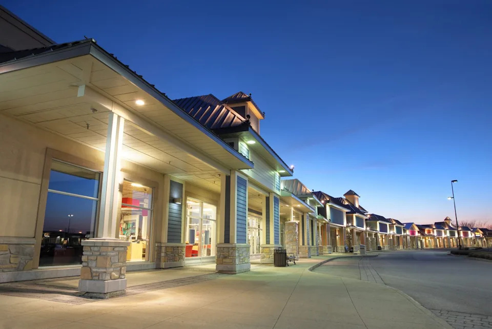 Dividend King Federal Realty Has a High Yield and Industry-Leading Business