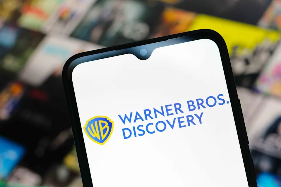 Top Stock Movers Now: Warner Bros. Discovery, Boeing, Sunnova, and more