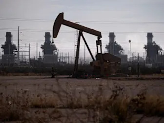 Oil prices ease as market assesses Middle East tension