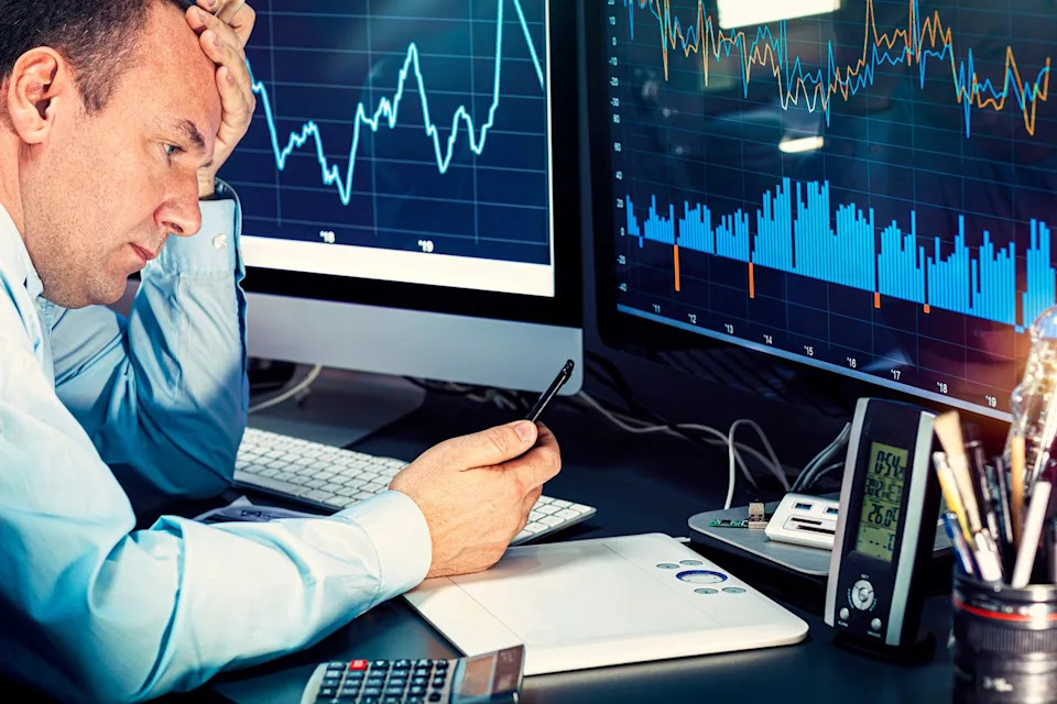 Select Billionaire Money Managers Are Selling a Stock-Split Stock That's Gained 214,000% Since Its IPO -- and They're Likely to Regret It